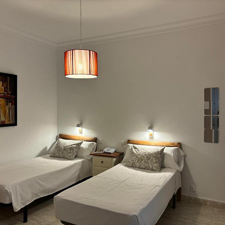 מדריד Hostal Barrera מראה חיצוני תמונה