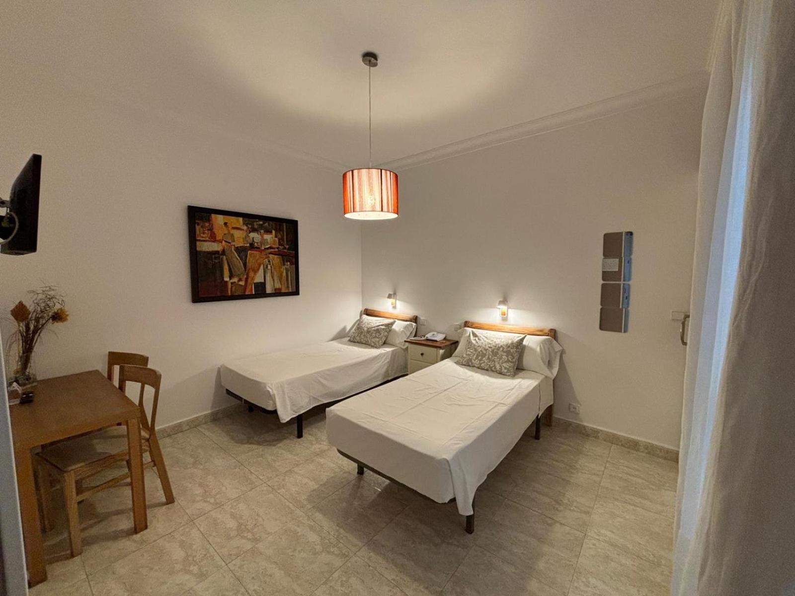מדריד Hostal Barrera מראה חיצוני תמונה