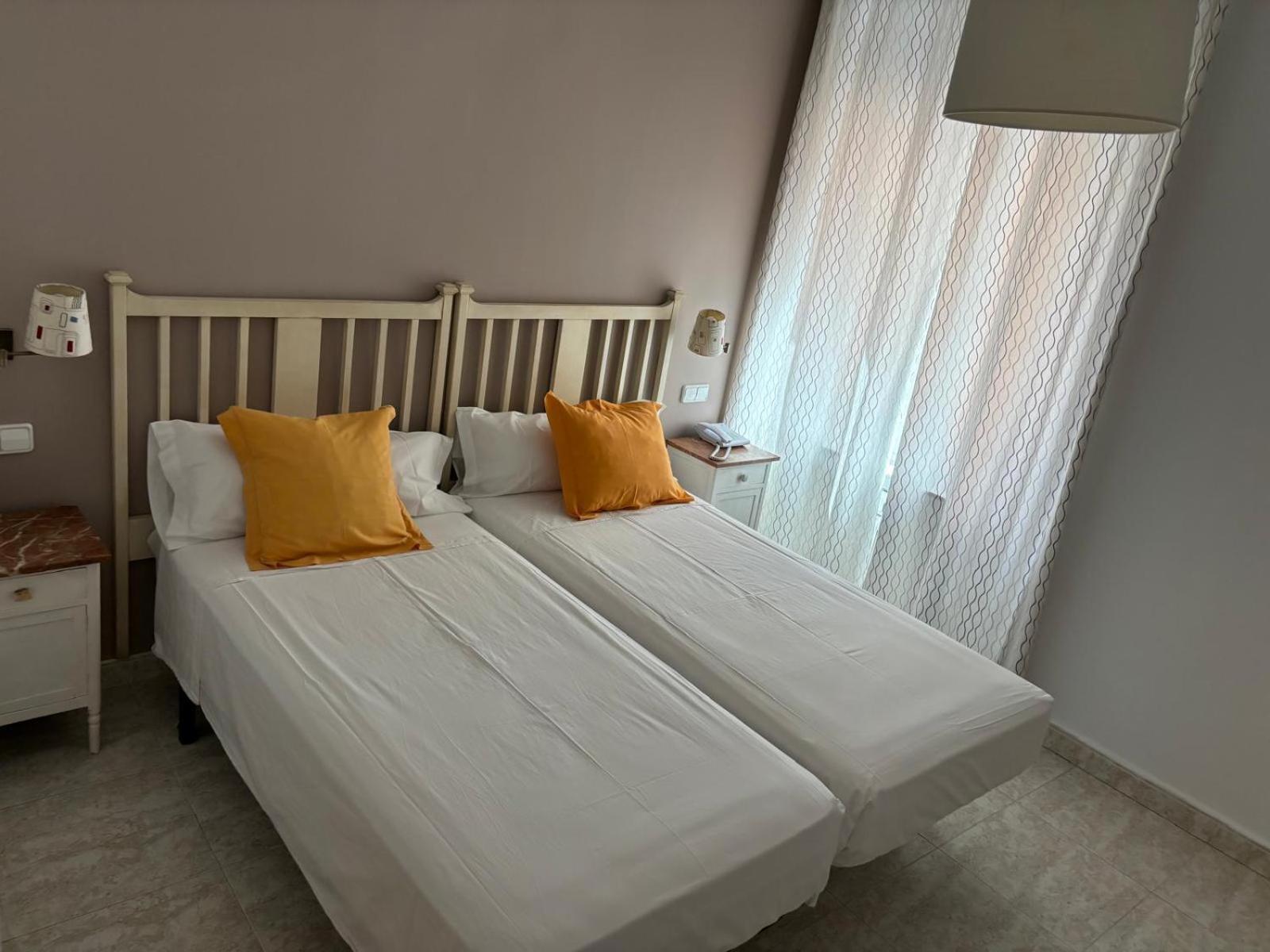 מדריד Hostal Barrera מראה חיצוני תמונה