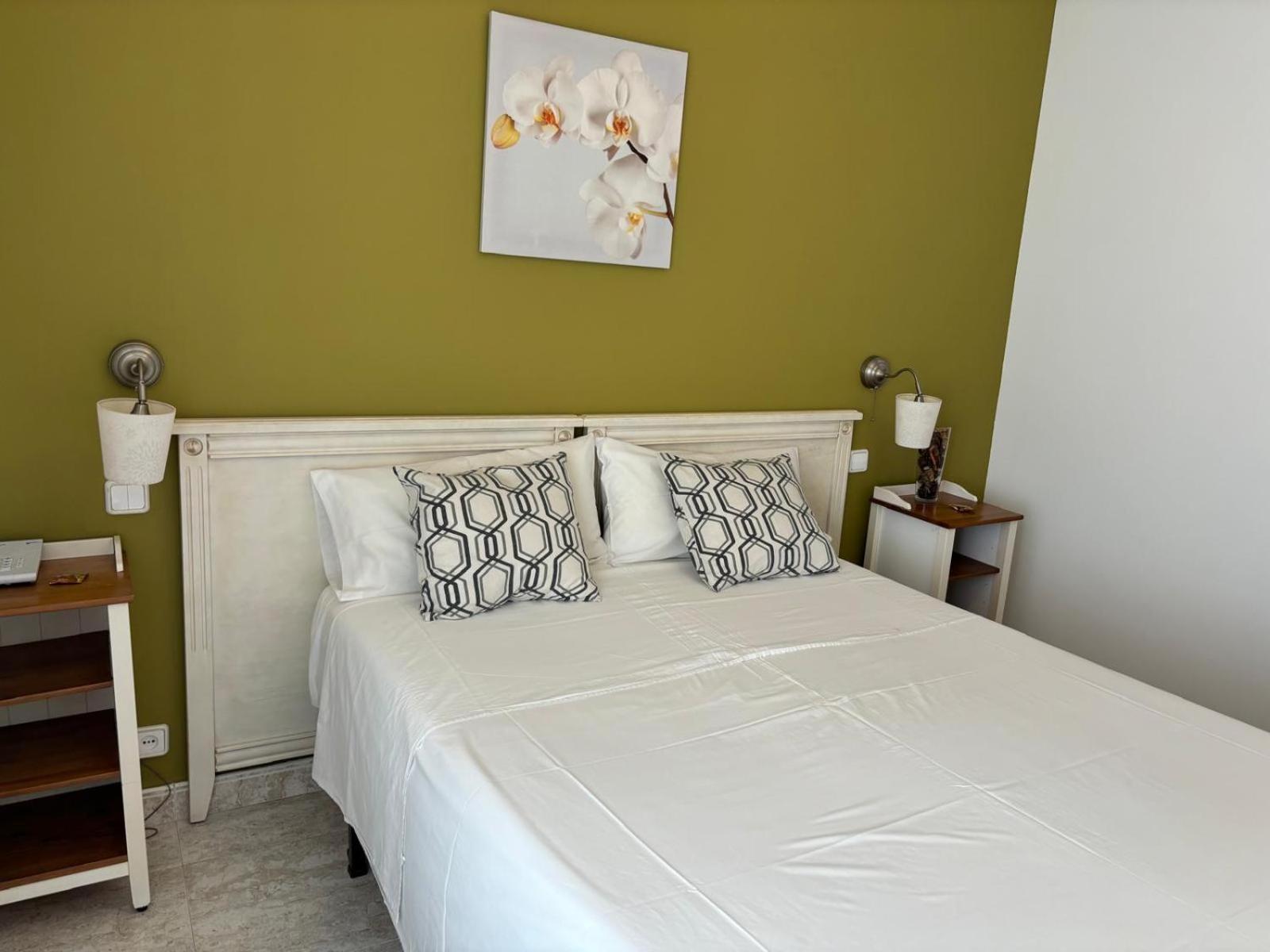 מדריד Hostal Barrera מראה חיצוני תמונה
