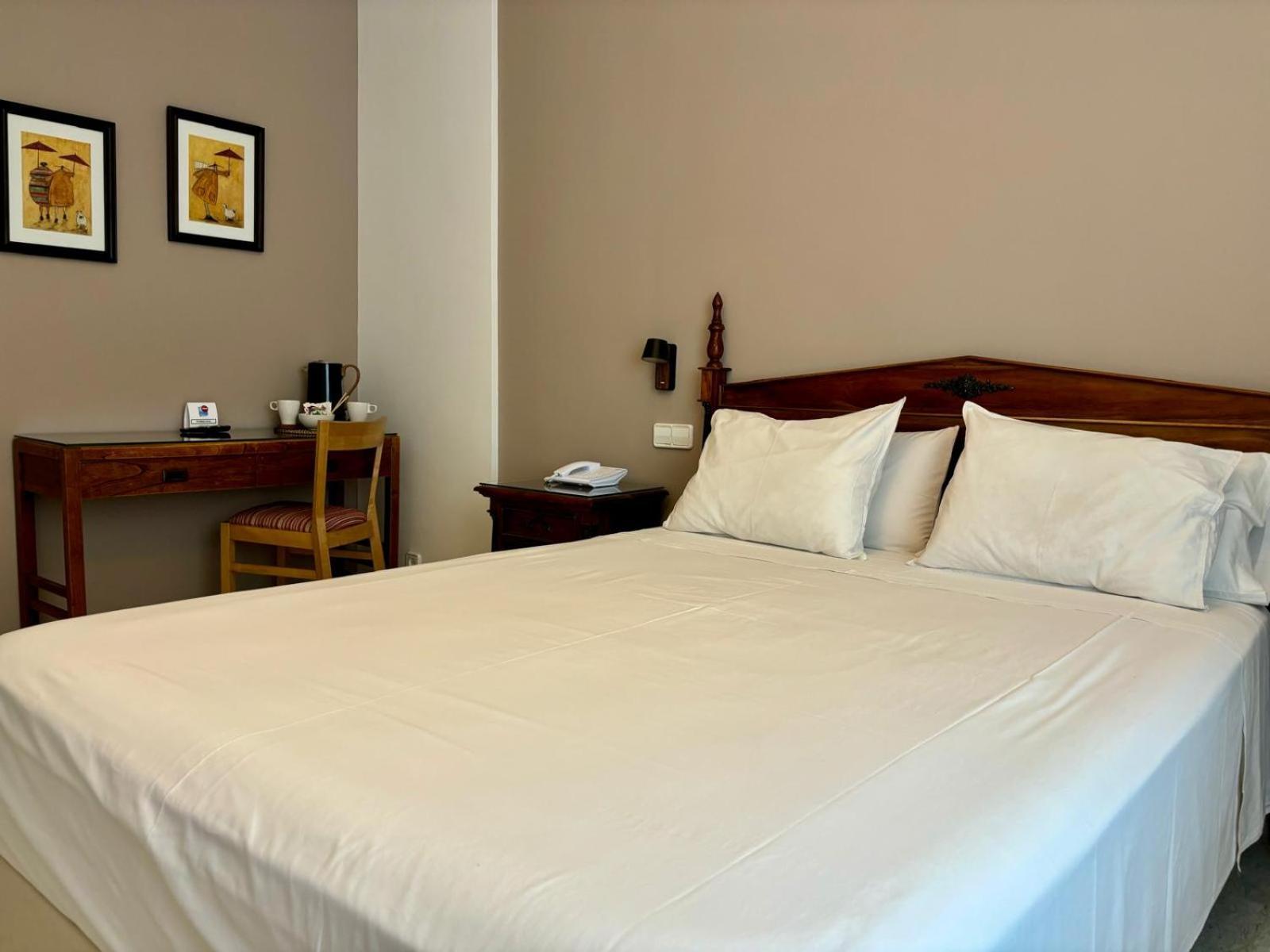 מדריד Hostal Barrera מראה חיצוני תמונה
