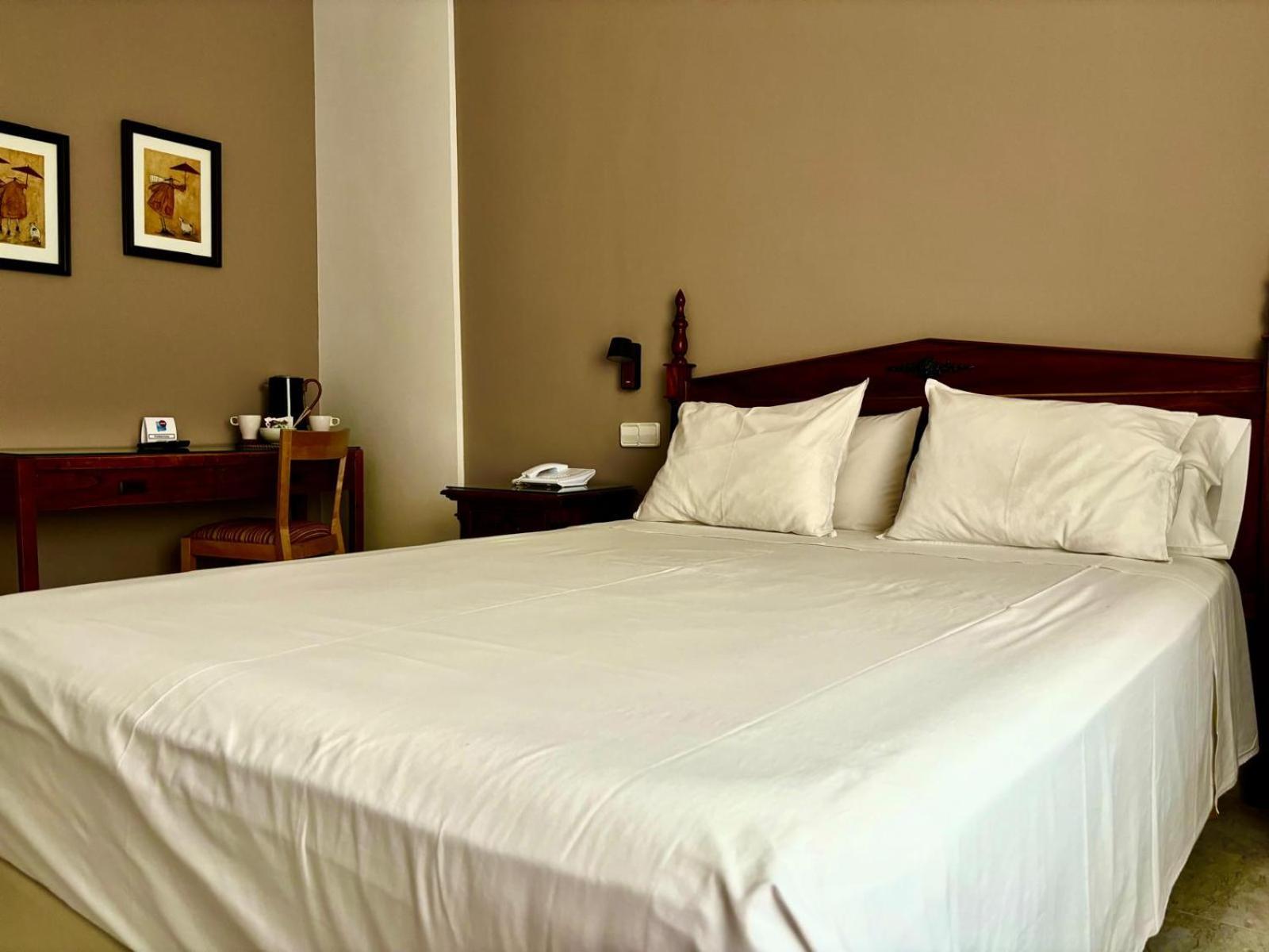 מדריד Hostal Barrera מראה חיצוני תמונה
